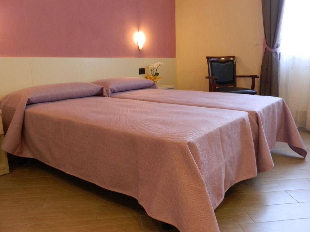 Affittacamere Serena Piacenza Kültér fotó